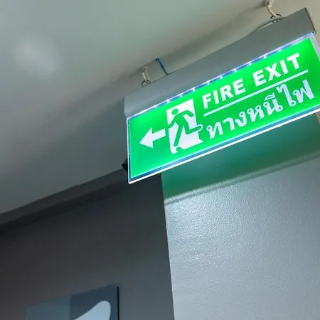 Baan Kun Mhor Hostel บ้านคุณหมอโฮสเทล-3